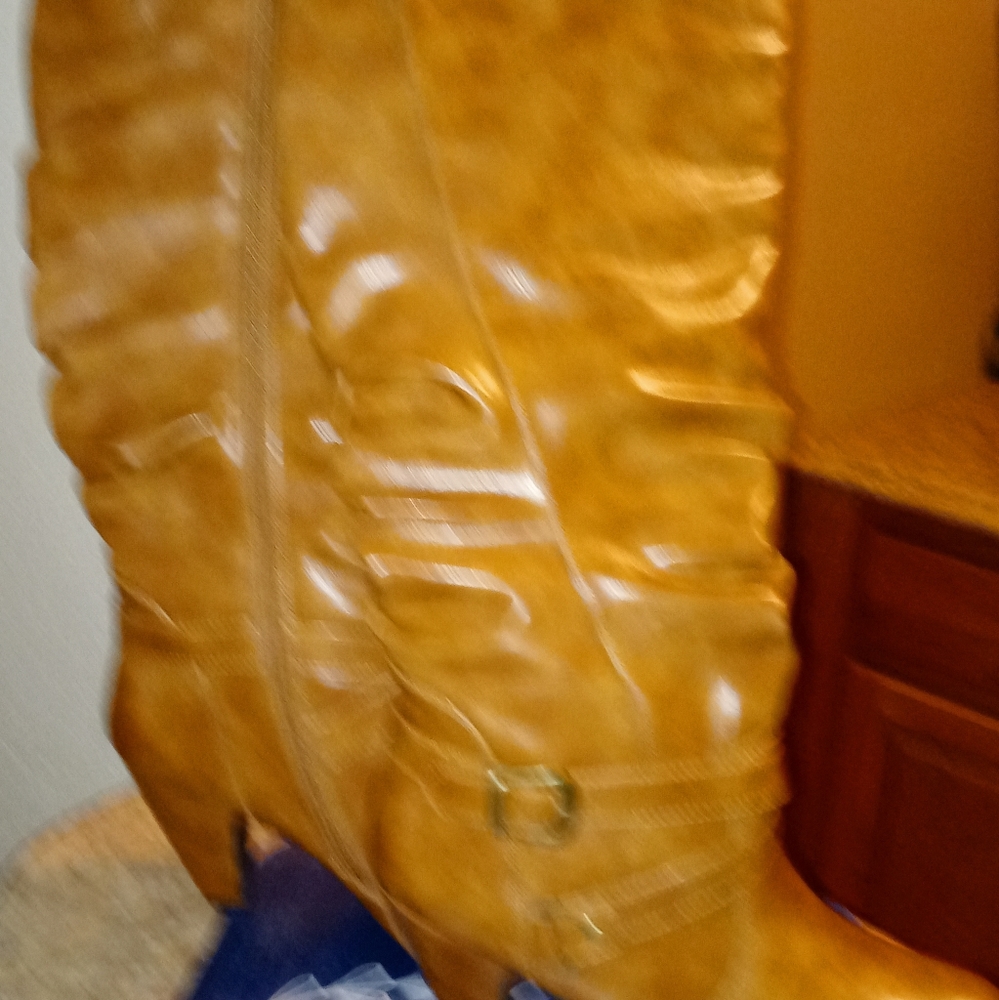 Sz 10 Brown Boots
